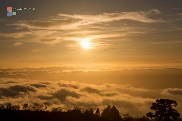 Sonnenuntergang im Wolkenmeer von La Palma