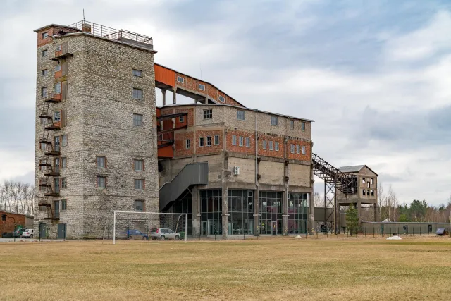 Ölschieferbergwerk und Museum in  Sillamäe