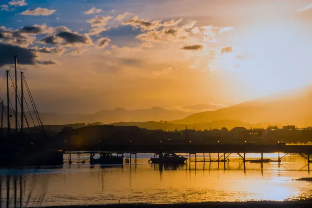 Sonnenuntergang am Beagle-Kanal vor Ushuaia