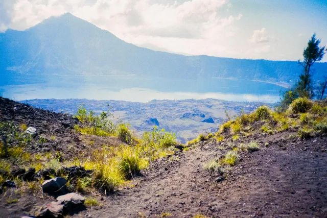 The climb to the summit of Batur