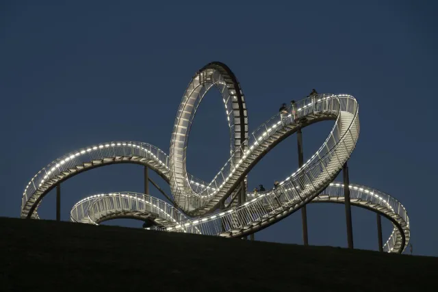 Tiger and Turtle at night on Heinrich-Hildebrand-Höhe in Duisburg