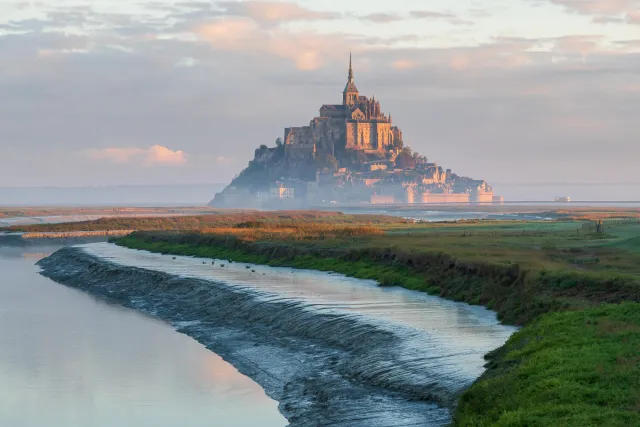 Mont Saint Michel beim Sonnenaufgang